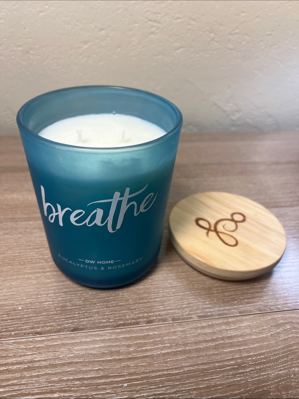 DW HOME 2 WICK 15OZ CANDLE BREATHE EUCALYPTUS ROSEMARY